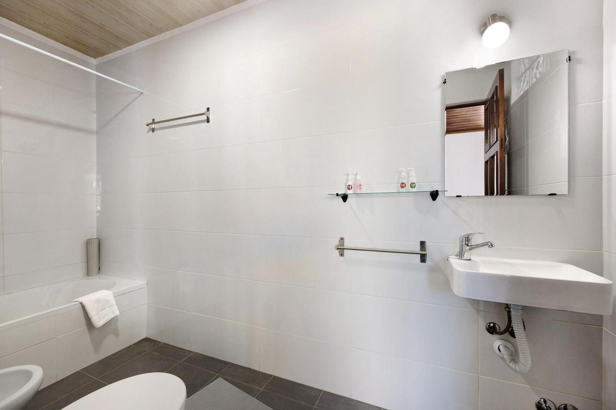 A Cerca - B Apartment Лагос Екстериор снимка